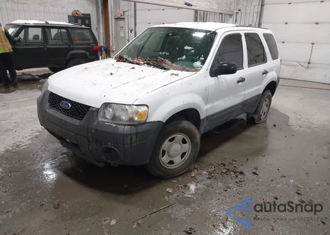 2006 Ford Escape Xls/Xls Manual z USA, uszkodzony, nr VIN 1FMYU92Z56KC13316